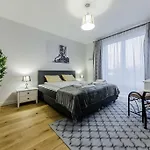 Pronksi 3 *