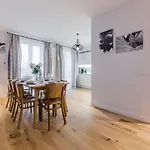 Apartmán Pronksi 3 *