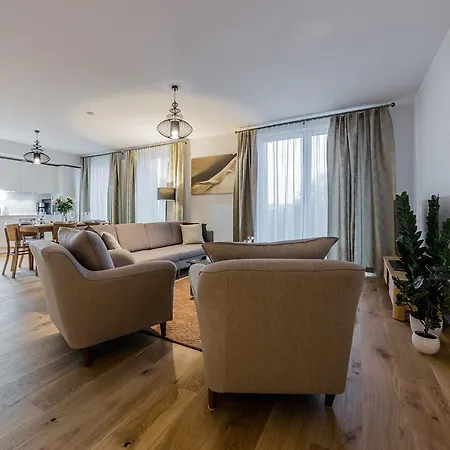 Goodson & Red Pronksi 3 Apartment Tallinn