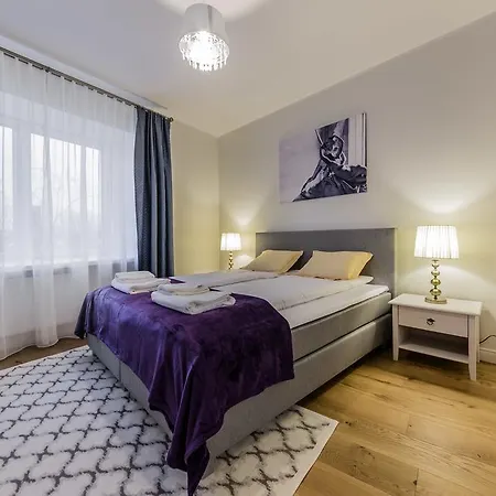 Apartamento Pronksi 3