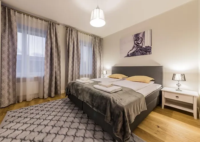 Apartament Pronksi 3