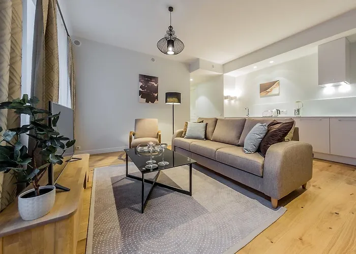 Apartament Pronksi 3