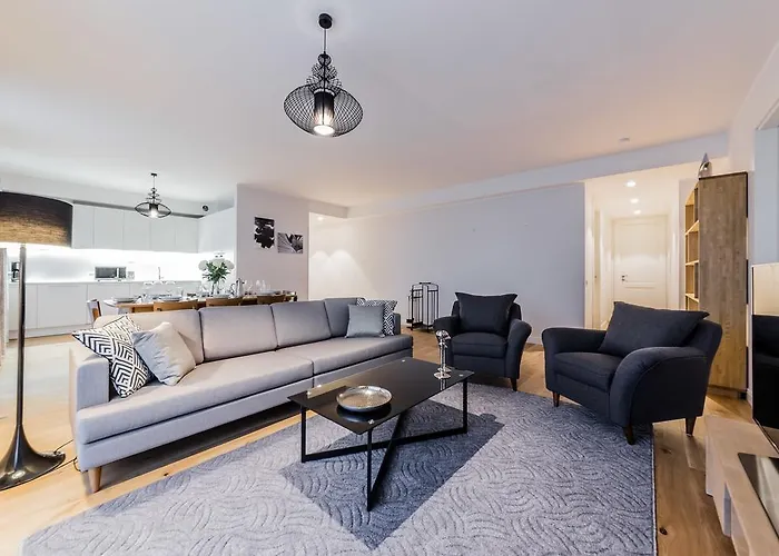 Apartament Pronksi 3