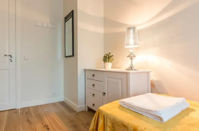 Pronksi 3 Apartamento Talin