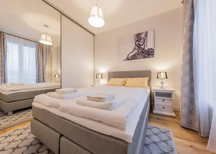 Pronksi 3 Apartamento Talin