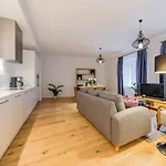 Goodson & Red Pronksi 3 Apartment Tallinn
