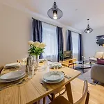 Goodson & Red Pronksi 3 Apartment Tallinn