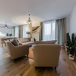 Goodson & Red Pronksi 3 Apartment Tallinn