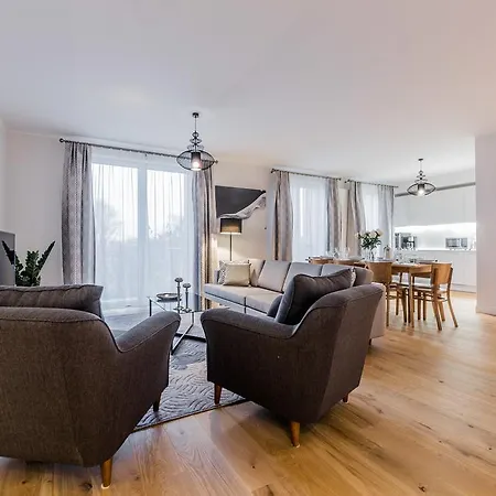 Apartment Goodson & Red Pronksi 3 *
