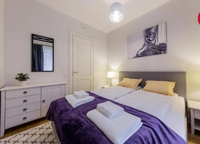 Goodson & Red Pronksi 3 *