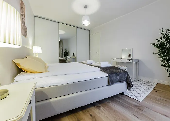 Goodson & Red Pronksi 3