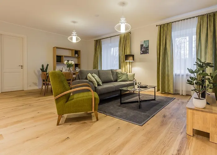 Goodson & Red Pronksi 3